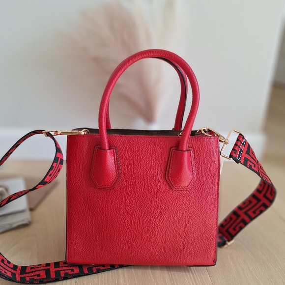 MICHAEL KORS ’MERCER’ PEBBLED LEATHER RED ACCORDIAN TOTE/CROSSBODY NWT - Picture 4 of 8